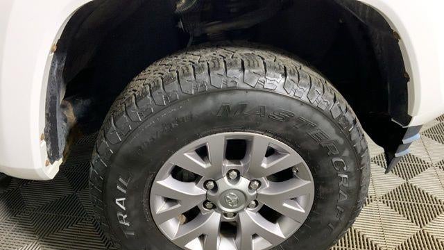 2017 Toyota Tacoma SR V6