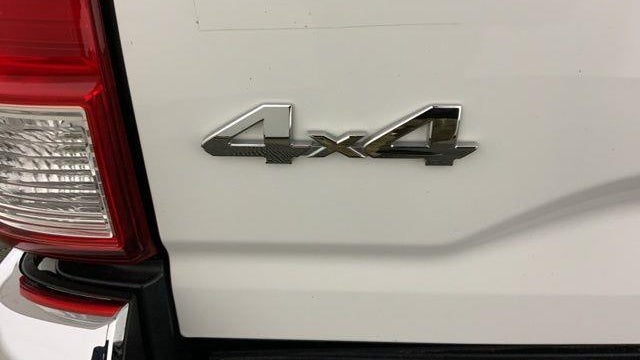 2017 Toyota Tacoma SR V6