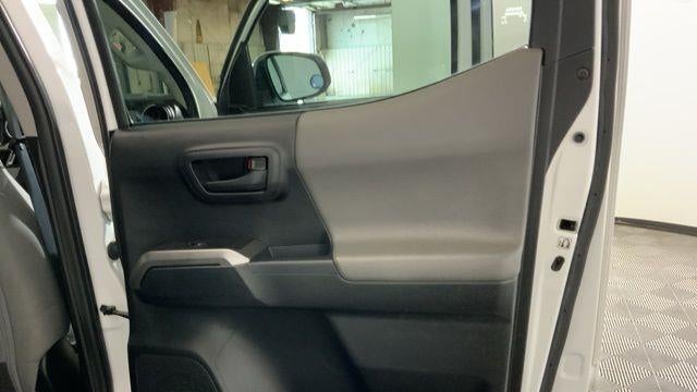2017 Toyota Tacoma SR V6