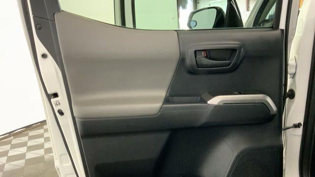2017 Toyota Tacoma SR V6