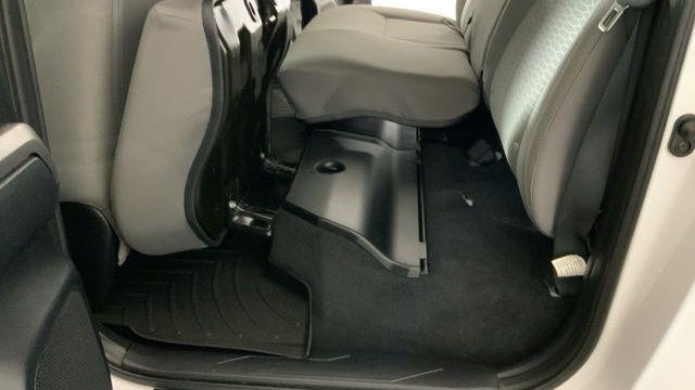 2017 Toyota Tacoma SR V6