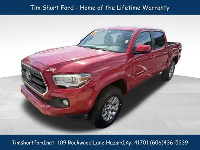 Photo of a 2017 Toyota Tacoma 4X4 TRD Sport 4DR Double Cab 5.0 FT SB 6M for sale