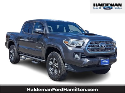 Photo of a 2016 Toyota Tacoma 4X4 SR V6 4DR Double Cab 5.0 FT SB for sale