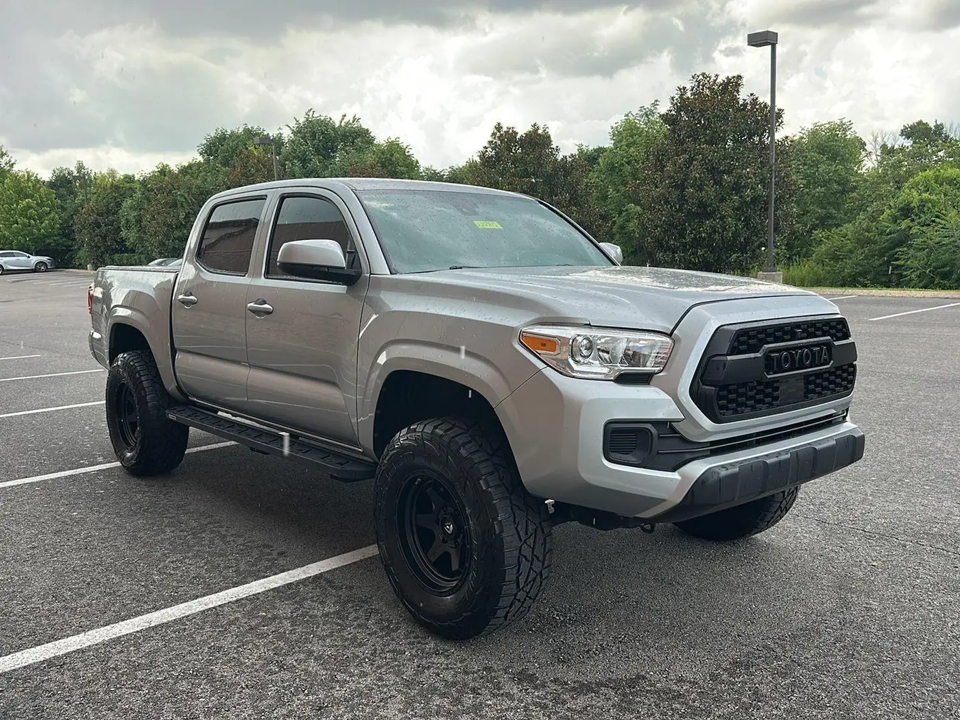 2022 Toyota Tacoma - $32,450
