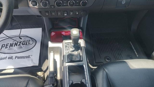 2018 Toyota Tacoma SR V6