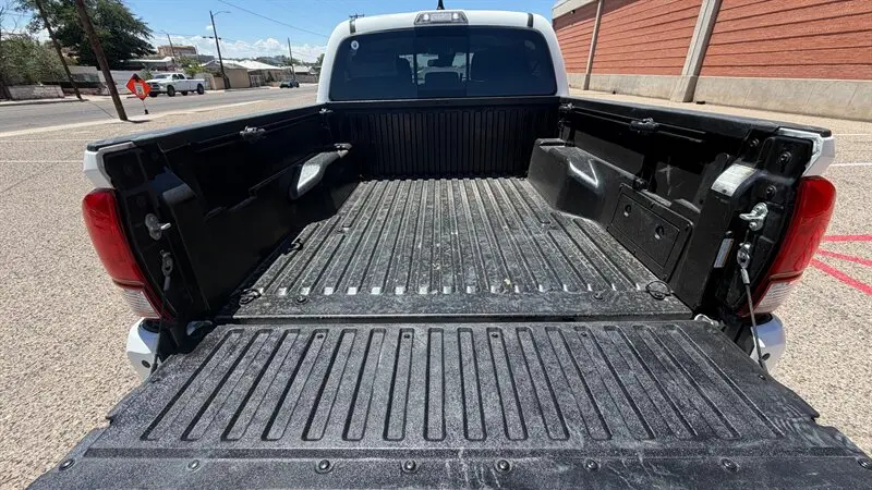 2021 Toyota Tacoma SR5 V6