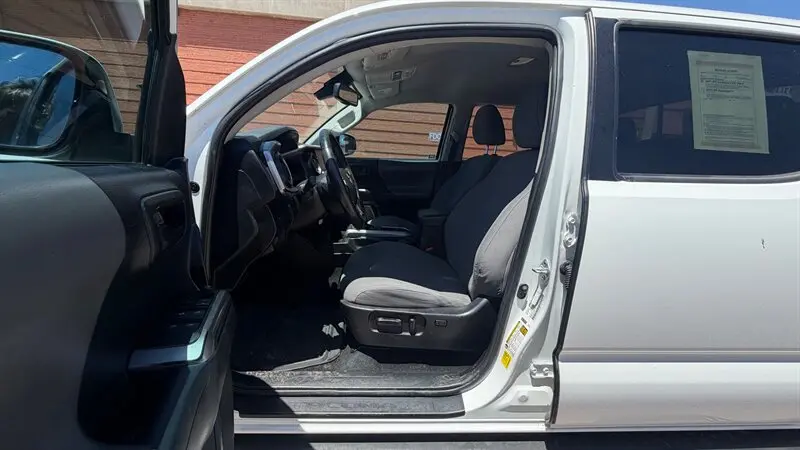 2021 Toyota Tacoma SR5 V6