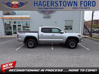 2023 Toyota Tacoma 4X4 SR V6 4DR Double Cab 5.0 FT SB