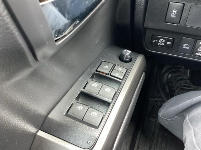 2023 Toyota Tacoma - $43,500
