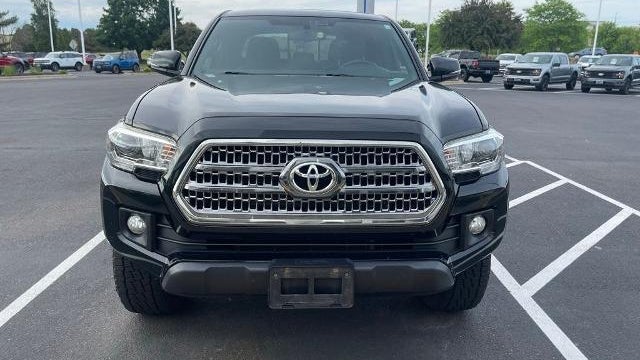 2017 Toyota Tacoma SR V6