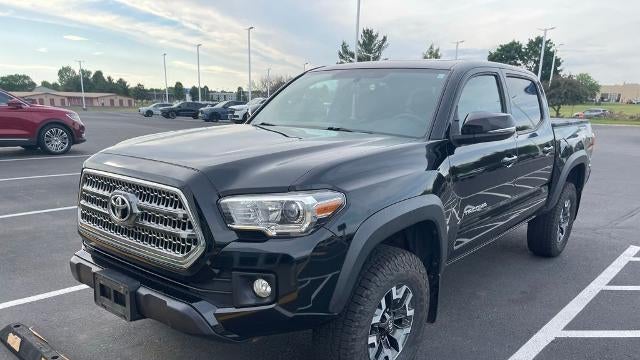 2017 Toyota Tacoma SR V6