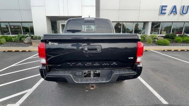 2017 Toyota Tacoma SR V6