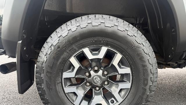 2022 Toyota Tacoma SR V6