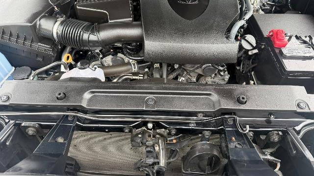 2022 Toyota Tacoma SR V6