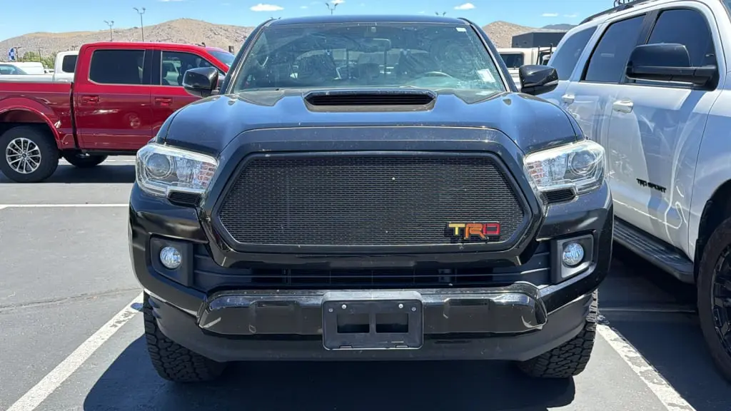 2017 Toyota Tacoma SR V6