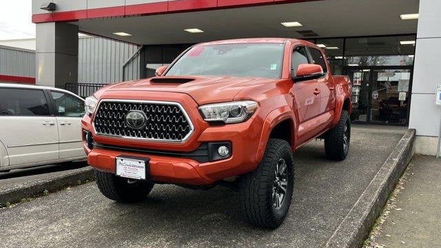 2018 Toyota Tacoma TRD Sport