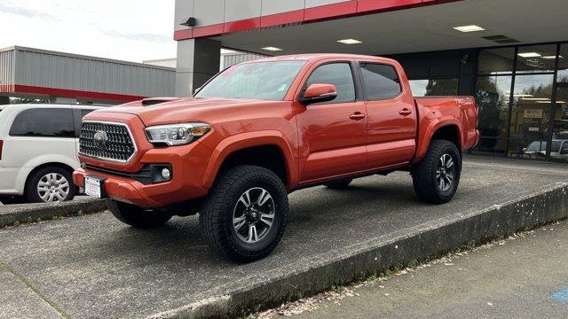 2018 Toyota Tacoma TRD Sport