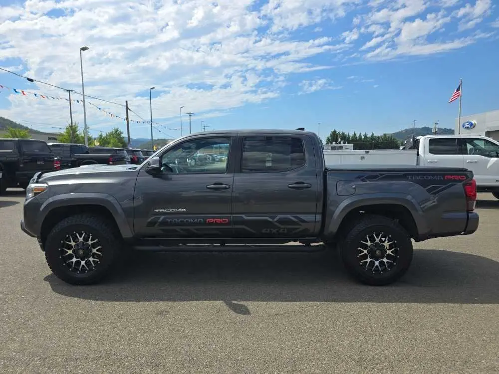 2018 Toyota Tacoma - $30,749