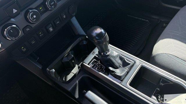 2020 Toyota Tacoma SR V6