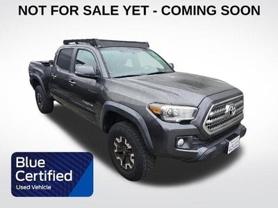 Photo of a 2017 Toyota Tacoma 4X4 TRD Off-Road 4DR Double Cab 6.1 FT LB for sale