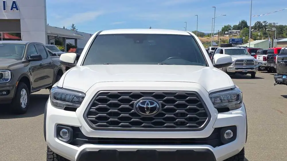 2023 Toyota Tacoma TRD Off-Road