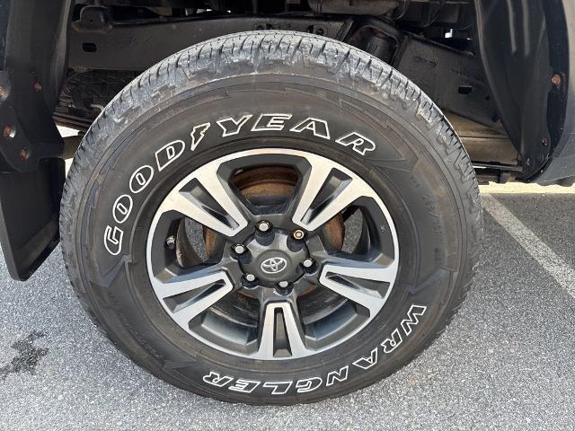 2019 Toyota Tacoma - $31,999