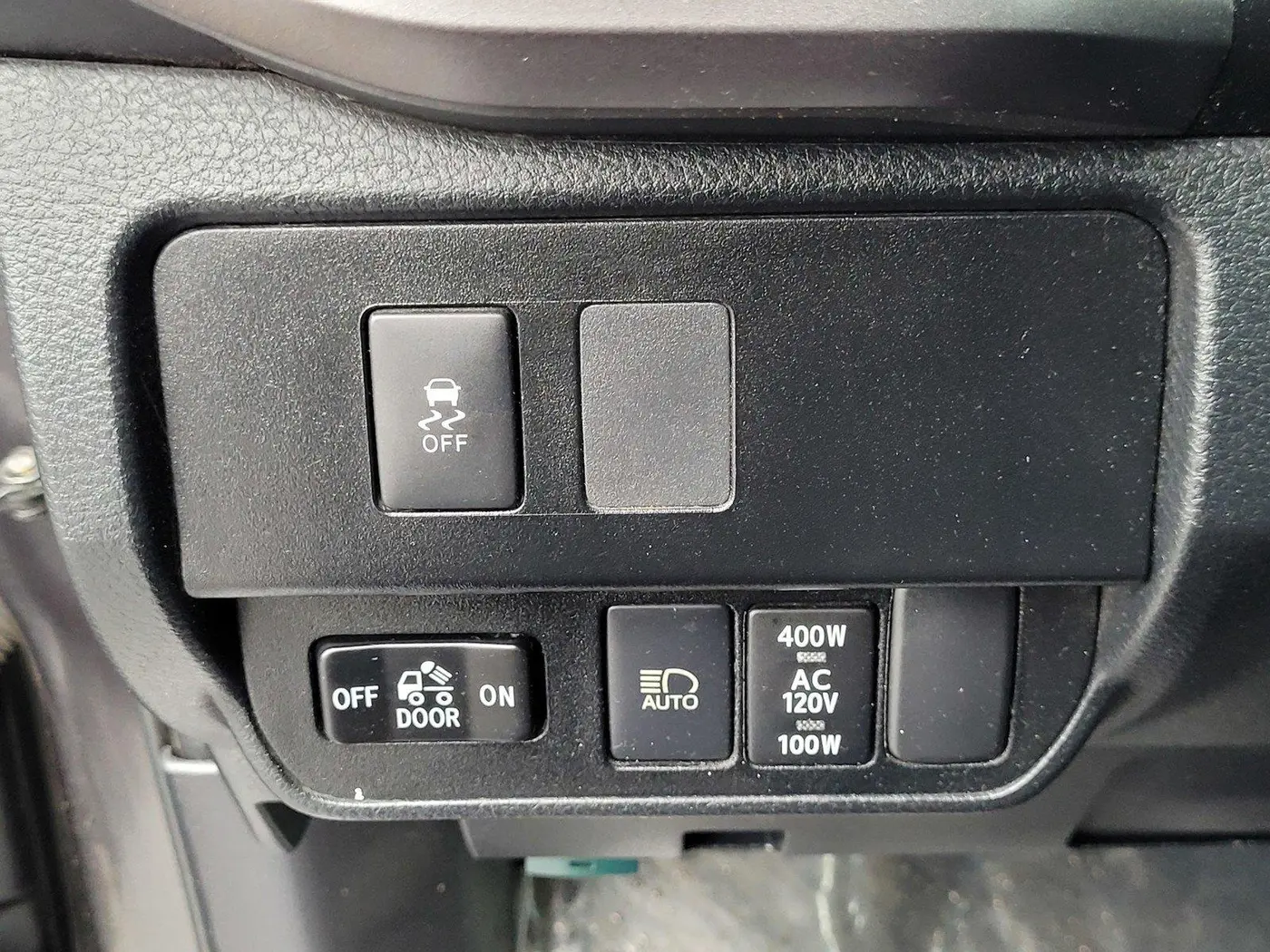 2020 Toyota Tacoma - $25,060