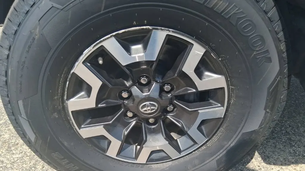 2021 Toyota Tacoma TRD Off-Road