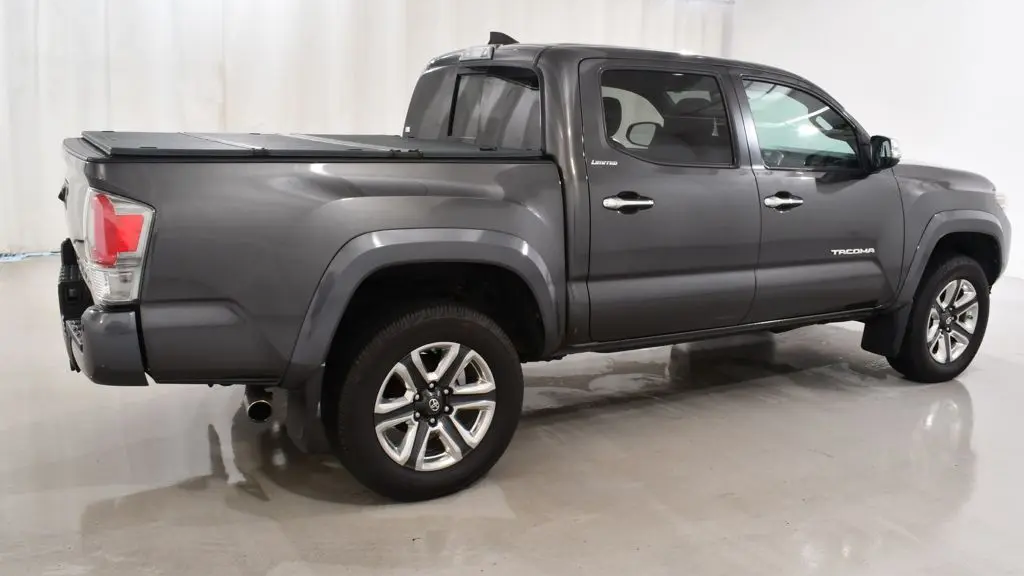 2017 Toyota Tacoma Limited