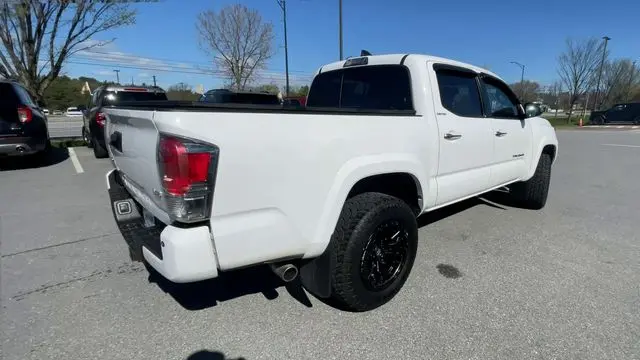 2017 Toyota Tacoma Limited