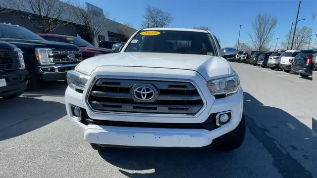 2017 Toyota Tacoma Limited