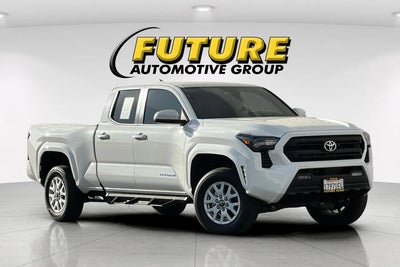 2025 Toyota Tacoma 4X2 SR5 4DR Double Cab 5.0 FT SB