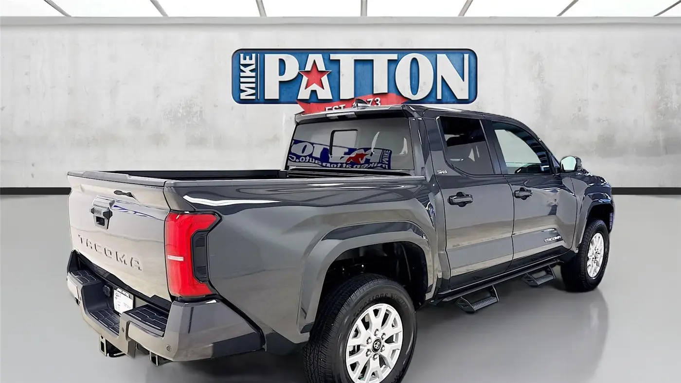 2024 Toyota Tacoma SR5