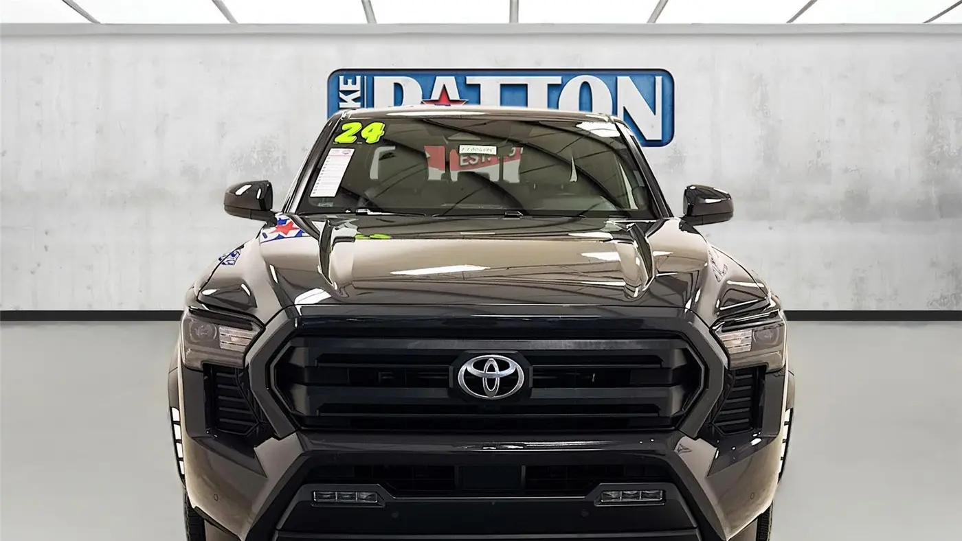 2024 Toyota Tacoma SR5