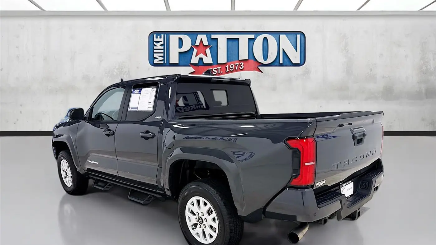 2024 Toyota Tacoma SR5