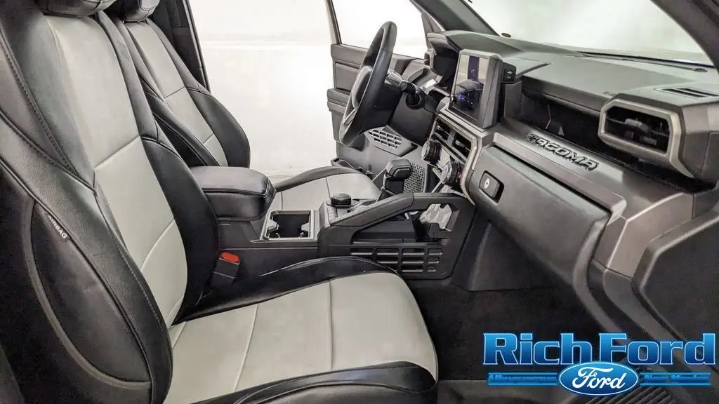 2024 Toyota Tacoma SR5