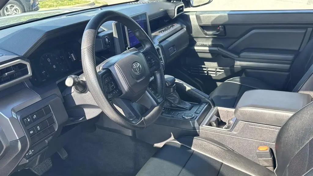 2024 Toyota Tacoma SR5