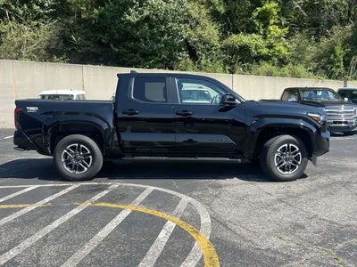 2024 Toyota Tacoma 4X2 TRD Sport 4DR Double Cab 5.0 FT SB