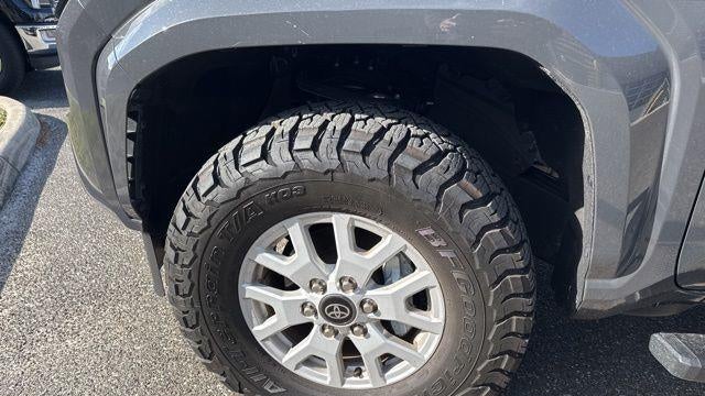 2025 Toyota Tacoma SR5