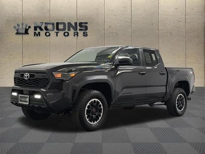 2024 Toyota Tacoma 4X4 SR5 4DR Double Cab 5.0 FT SB