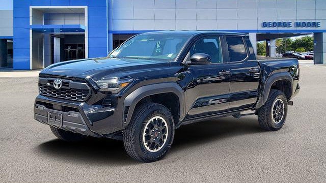 2024 Toyota Tacoma TRD Off-Road