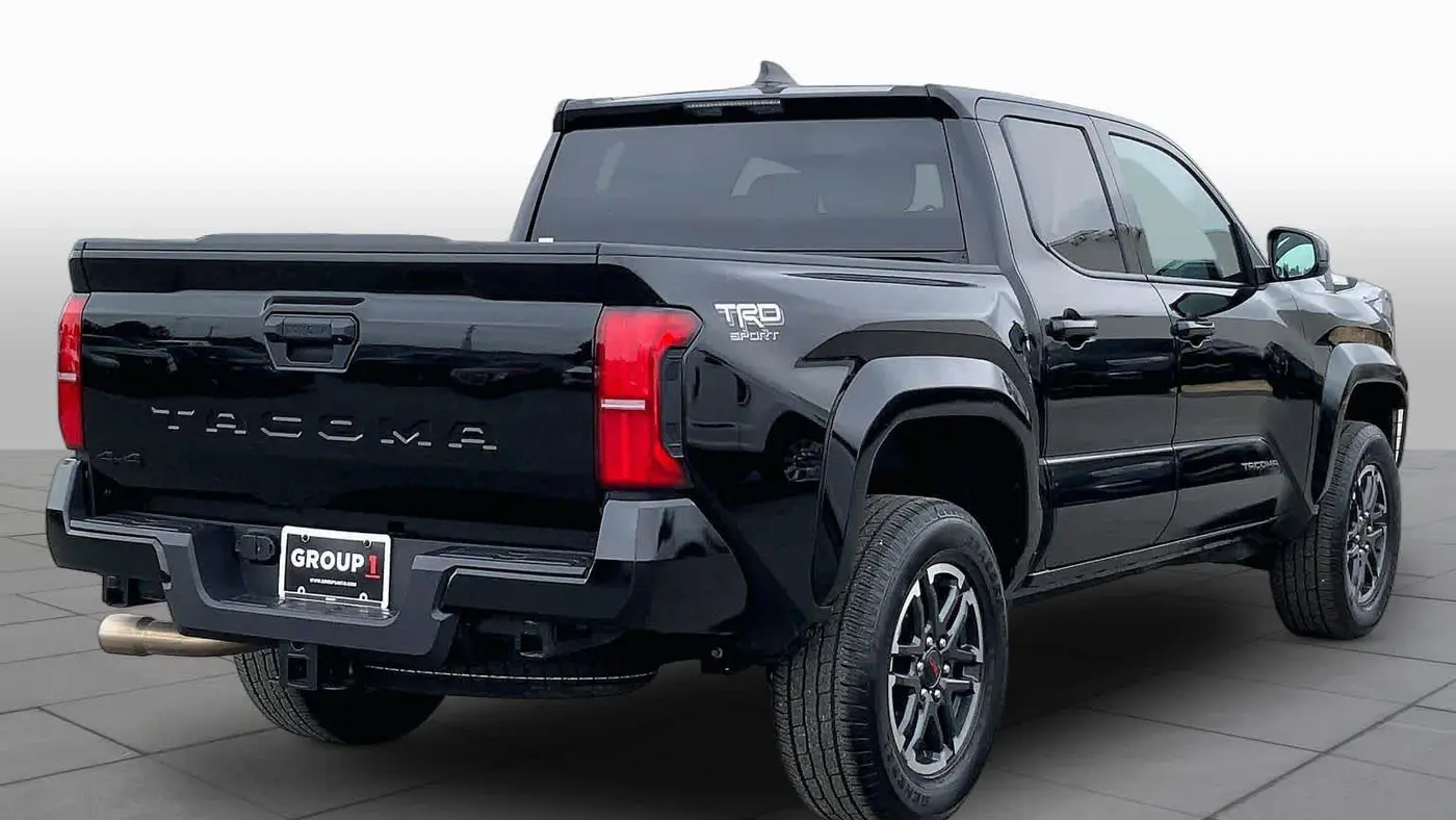 2025 Toyota Tacoma SR5