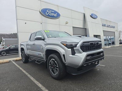 2025 Toyota Tacoma 4X4 SR5 4DR Double Cab 5.0 FT SB
