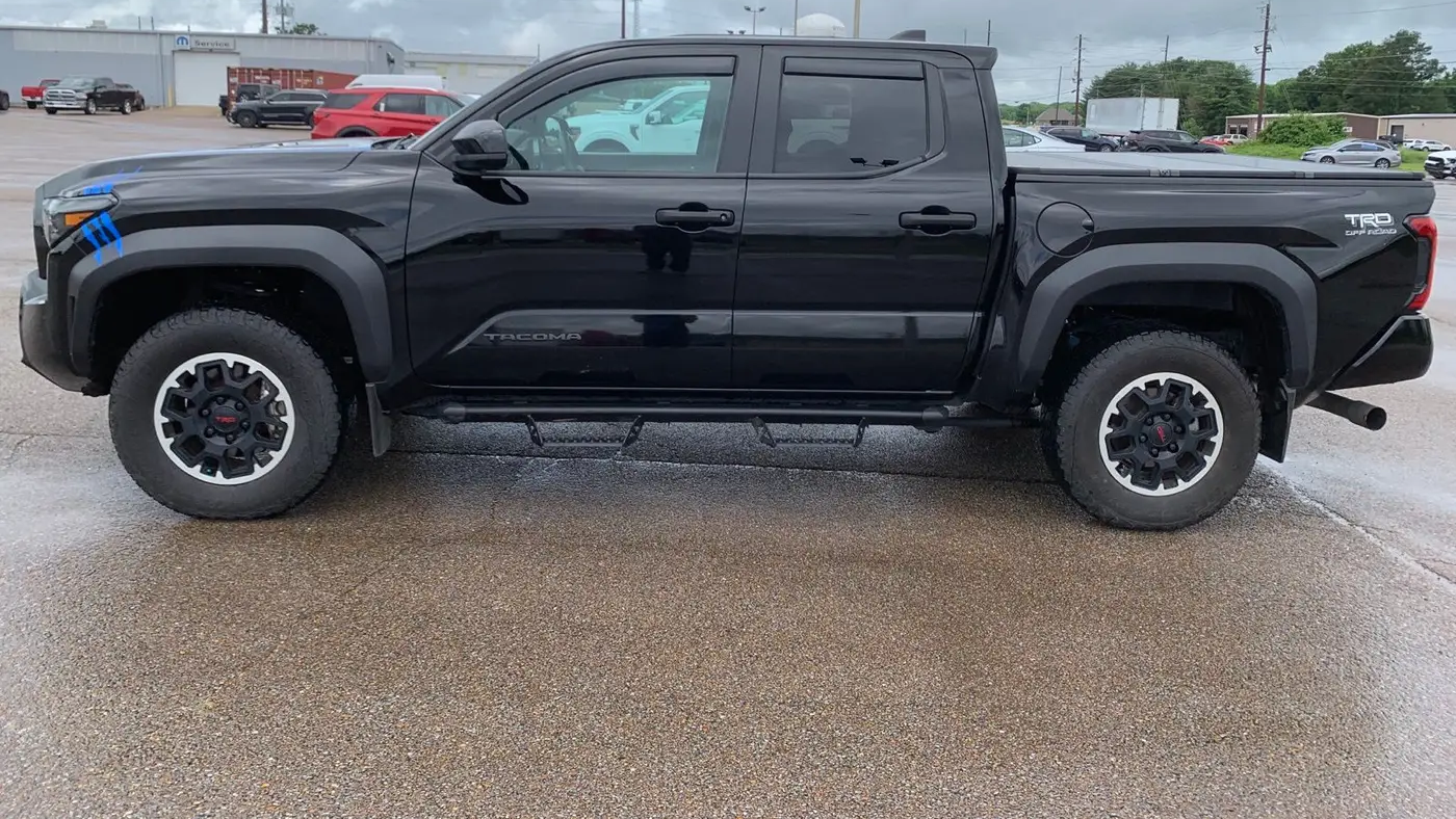 2024 Toyota Tacoma TRD Off-Road