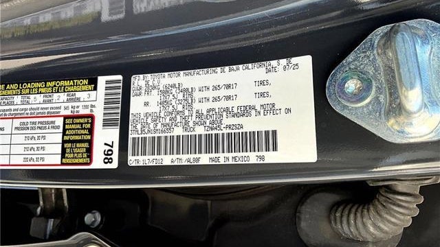 2025 Toyota Tacoma SR5
