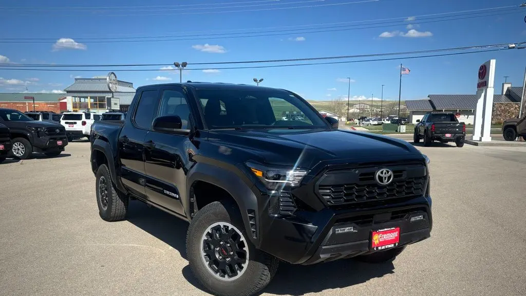 2025 Toyota Tacoma TRD Off-Road