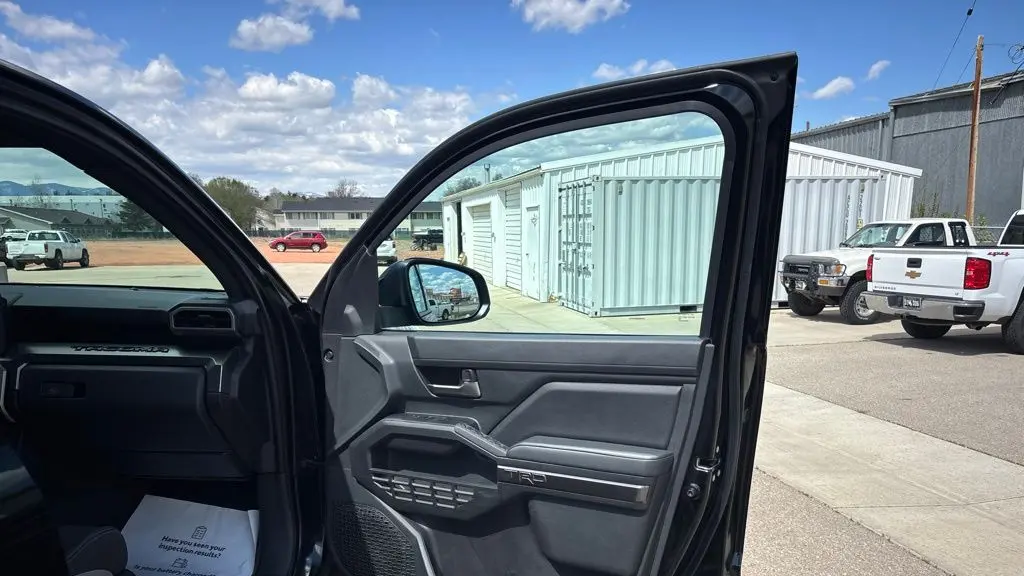 2025 Toyota Tacoma TRD Off-Road