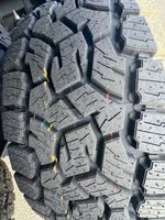 2024 Tacoma Thumbnail 34