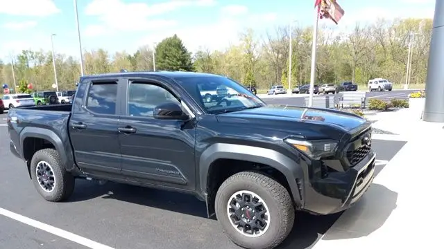 2024 Toyota Tacoma SR5