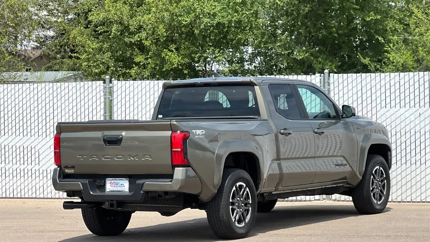 2025 Toyota Tacoma SR5